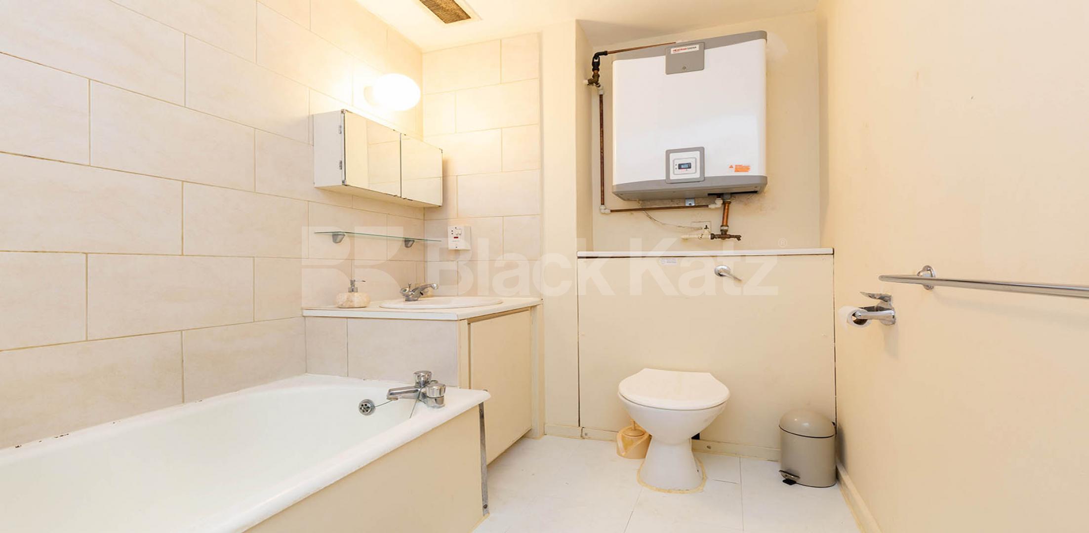 Spacious studio set in an amazing location by Regents Park & Euston Cumberland Terrace Mews, Camden